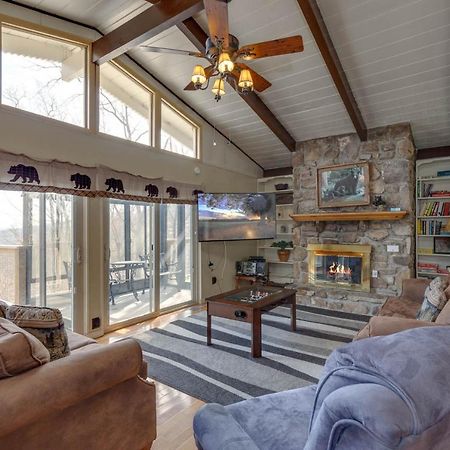 Bear View Chalet, 3 Bedroom, Pool, Pets, Arcades, Wifi, Hot Tub, Sleeps 12 Gatlinburg Buitenkant foto