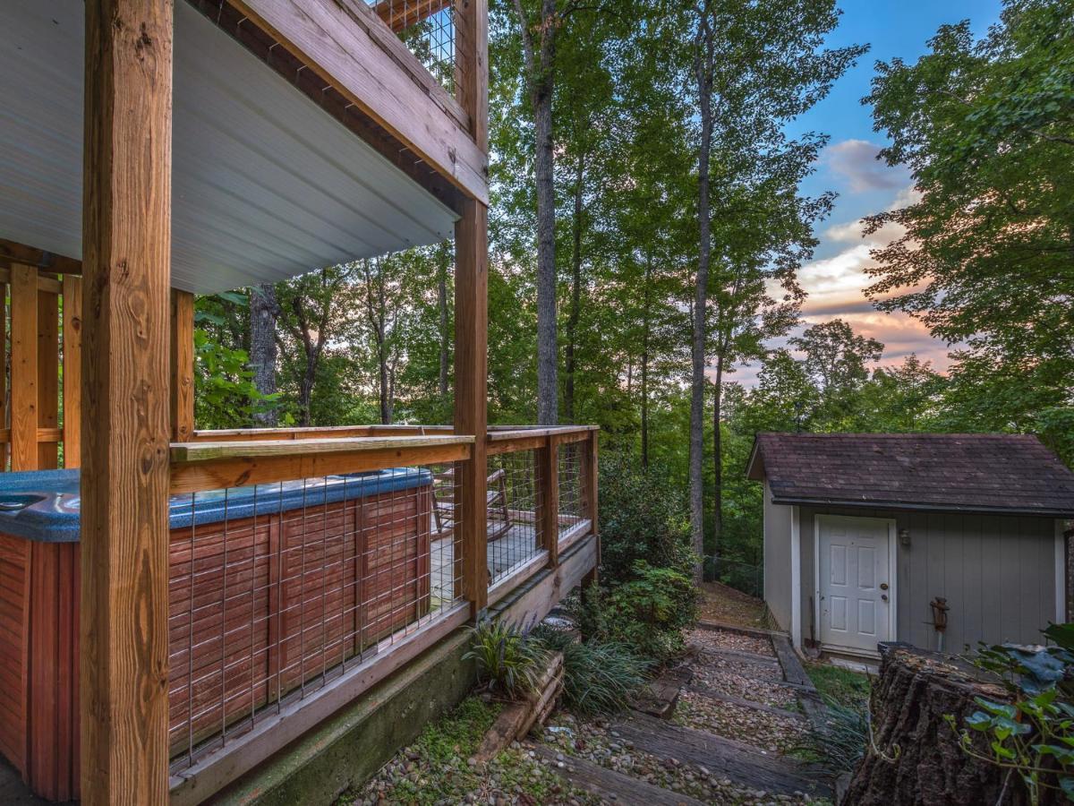 Bear View Chalet, 3 Bedroom, Pool, Pets, Arcades, Wifi, Hot Tub, Sleeps 12 Gatlinburg Buitenkant foto