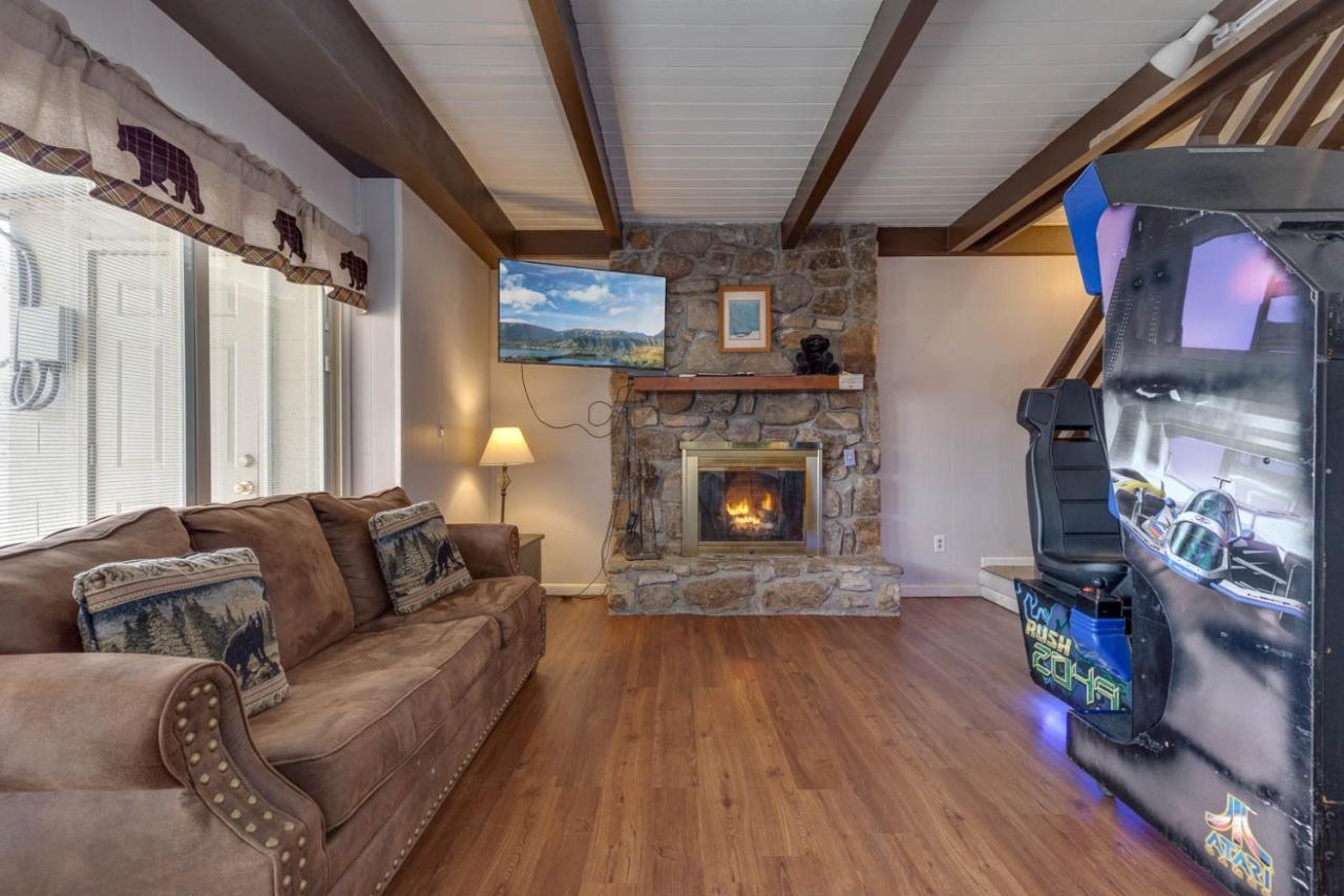 Bear View Chalet, 3 Bedroom, Pool, Pets, Arcades, Wifi, Hot Tub, Sleeps 12 Gatlinburg Buitenkant foto